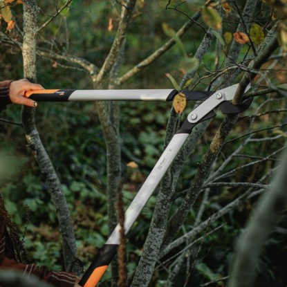 Fiskars PowerGearX Obvodne škarje za veje LX98-L 50 mm premera rezanja