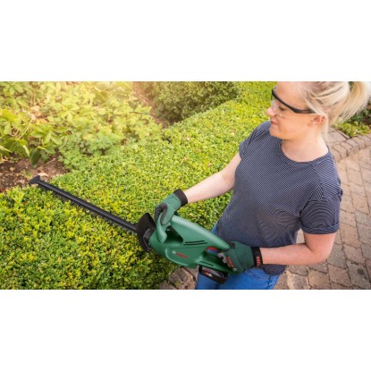 Bosch Akumulatorske škarje za živo mejo EasyHedgeCut 18-45 Solo