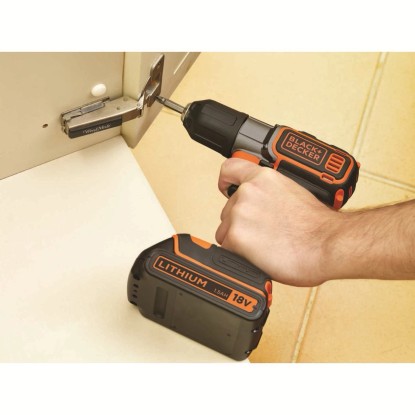 Black+Decker Akumulatorski vrtalni vijačnik 18 V ASD18K z 1,5 Ah akumulatorjem