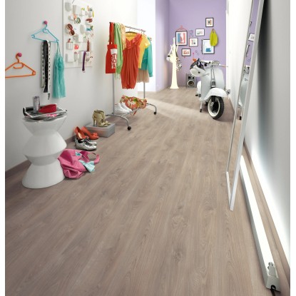 Egger Laminat Basic EBL020 Belfort hrast srebrn 1.292 mm x 193 mm x 7 mm