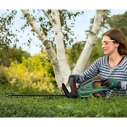 Bosch Akumulatorske škarje za živo mejo UniversalHedgeCut 18-55 Solo