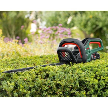 Bosch Akumulatorske škarje za živo mejo UniversalHedgeCut 18-55