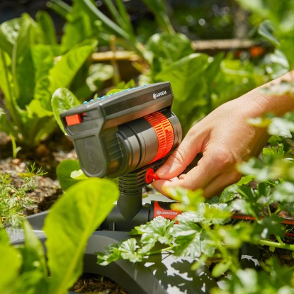 Gardena Pravokotni zalivalnik AquaZoom Compact