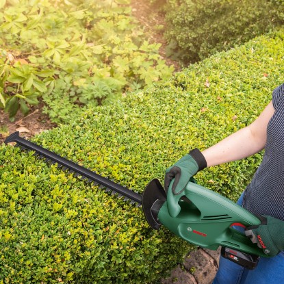 Bosch Akumulatorske škarje za živo mejo EasyHedgeCut 18-45 Solo