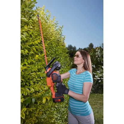 Black+Decker Akumulatorske škarje za živo mejo BCHTS36B Basis 36 V 55 cm