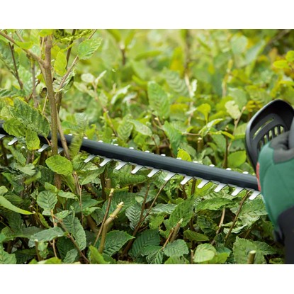 Bosch Akumulatorske škarje za živo mejo UniversalHedgeCut 18-55
