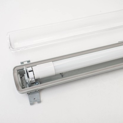 LED svetilka za vlažne prostore 18 W dolžina 120 cm IP65