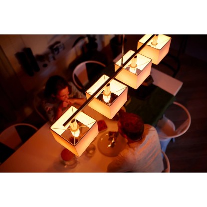 Philips Hue E14 Enojno pakiranje White & Color Ambiance 470 lm