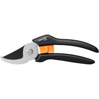 Fiskars Obvodne vrtne škarje Solid P121