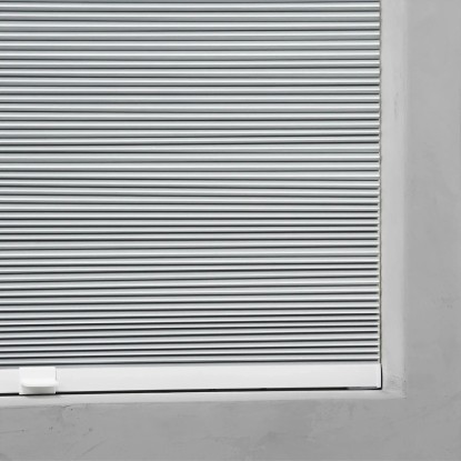 Cocoon Zatemnilna satasta plise zavesa 25 mm bela 70 cm x 130 cm