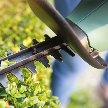 Bosch Akumulatorske škarje za živo mejo EasyHedgeCut 18-45 Solo