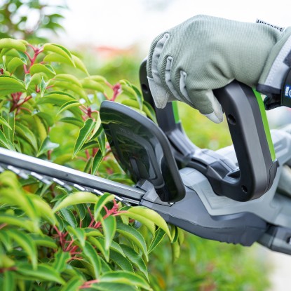 LUX-TOOLS Akumulatorske škarje za živo mejo 1 PowerSystem A-HS-20/52