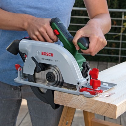 Bosch Akumulatorska krožna žaga UniversalCirc 18V-53 Solo