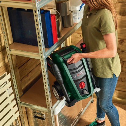 Bosch Visokotlačni čistilec UniversalAquatak 125 s 125 bar in 360 l/h
