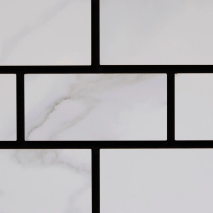 Dekorativni panel MDF sivi marmor/črni filc 69 x 1,6 x 61 cm